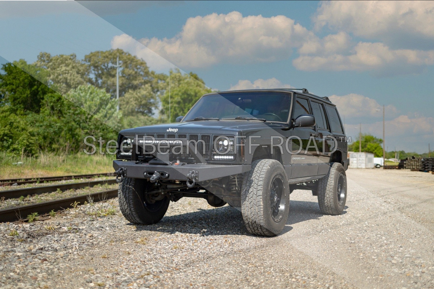 SteelBeam OFF-ROAD™ | 8-Inch Black Single-Row LED Light Bar — Pair - Image 5